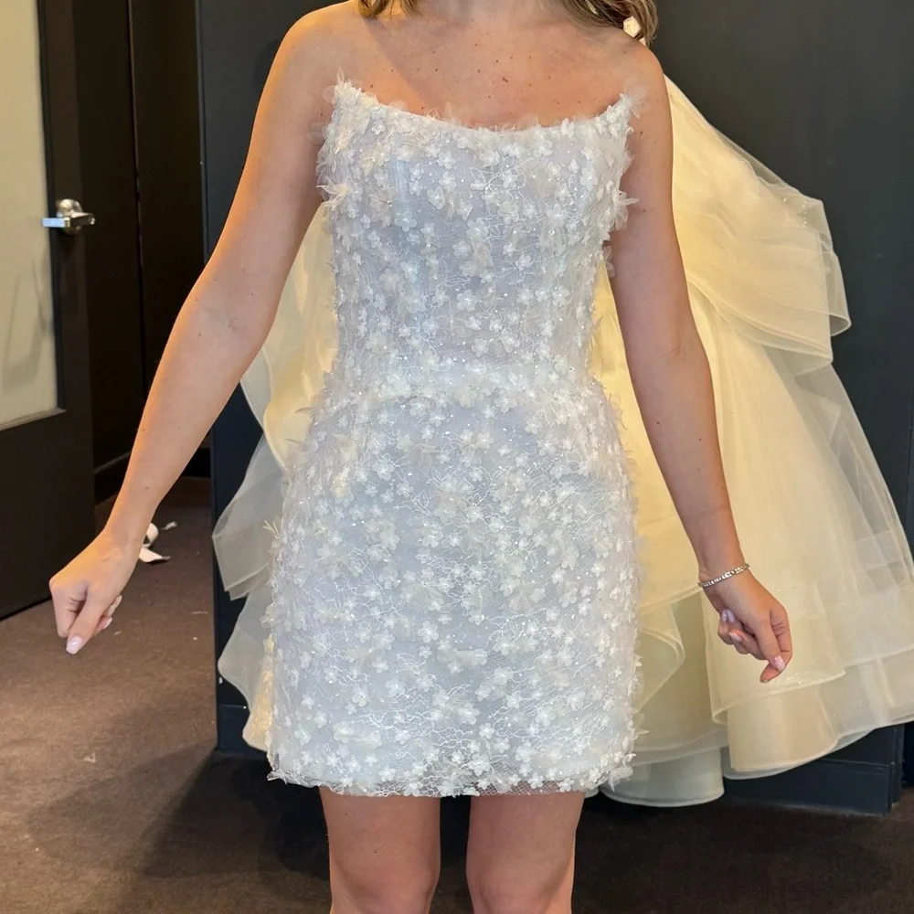 Ines Di Santo Bridal Reflection Mini Dress in White 3D Floral Lace - Picture 3 of 17